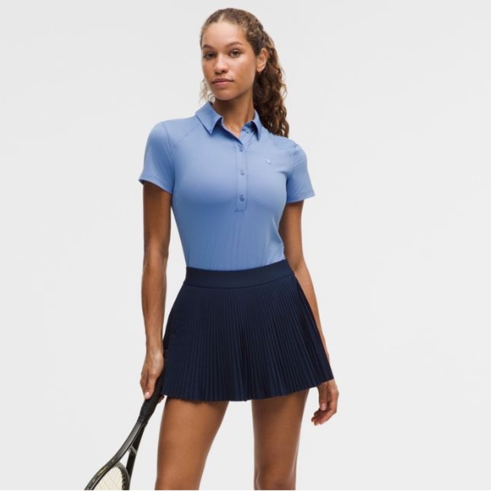 Lululemon Quick Dry Short Sleeve Polo Shirt Logo Size 6